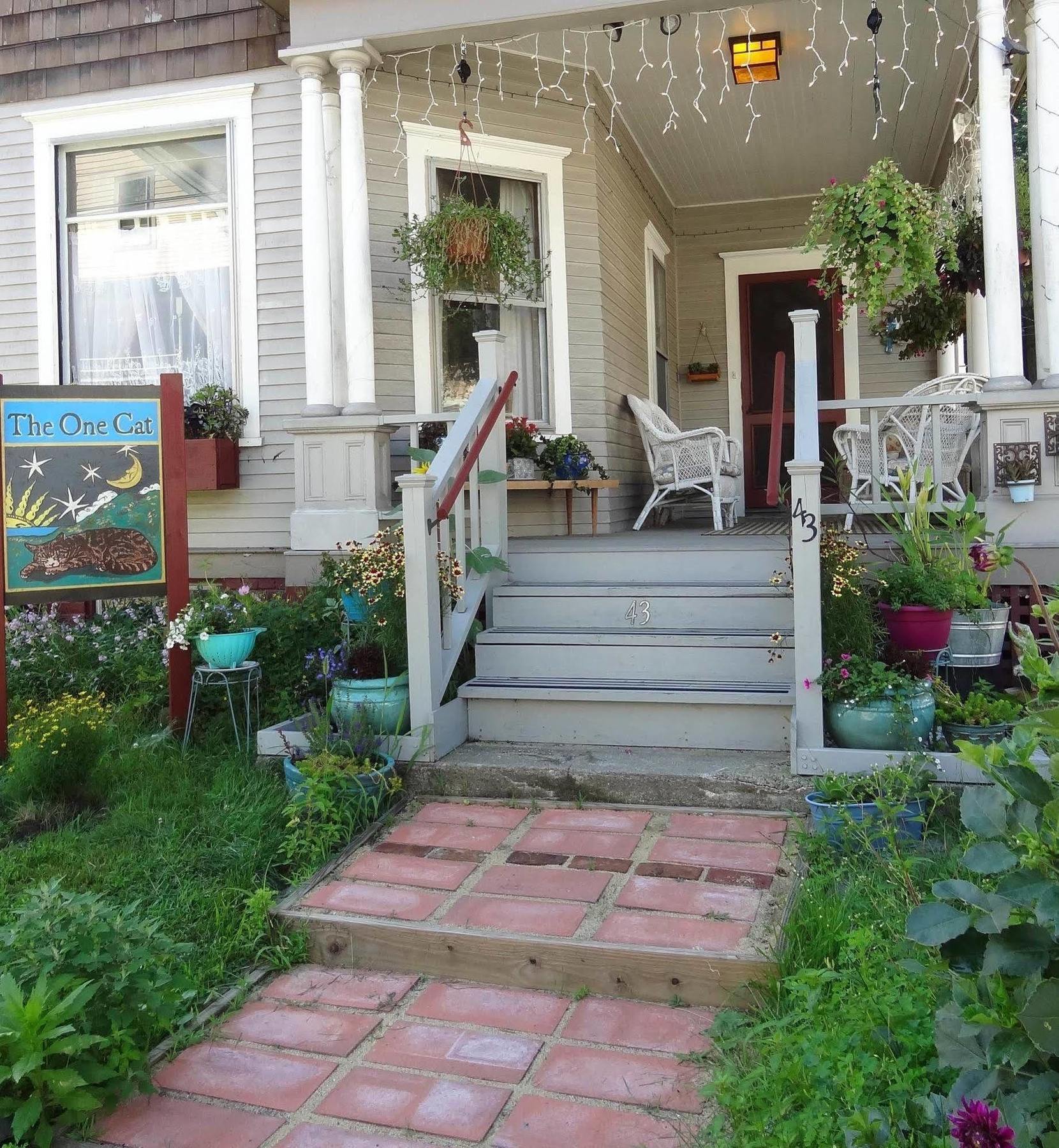 The One Cat Bed & Breakfast แบรตเทิลโบโร ภายนอก รูปภาพ